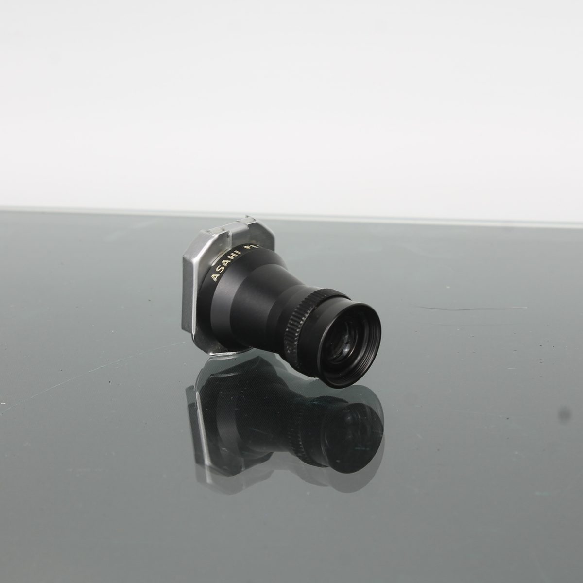 Asahi Pentax UD-1 Magnifying Finder for Pentax 6x7 – Dutch|Thrift