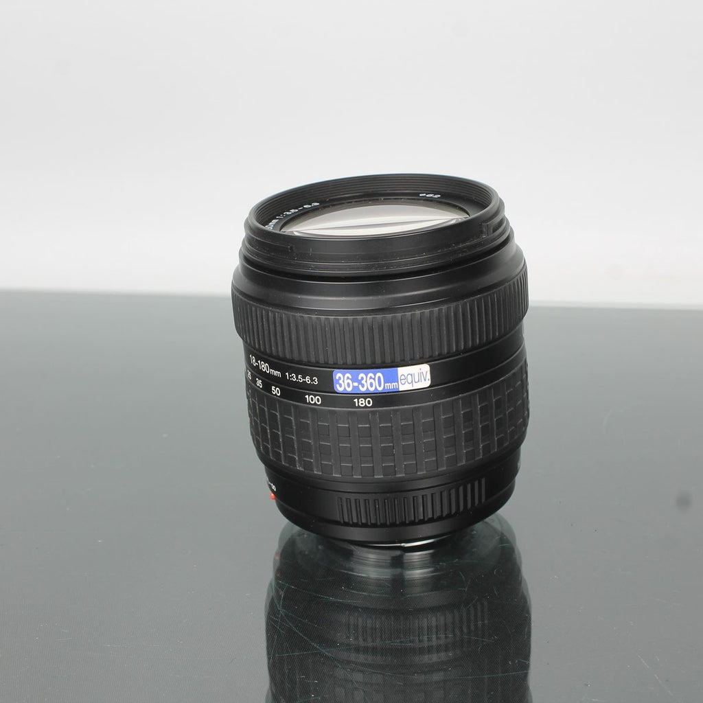 Olympus Zuiko 18-180mm 1:3.5-6.3