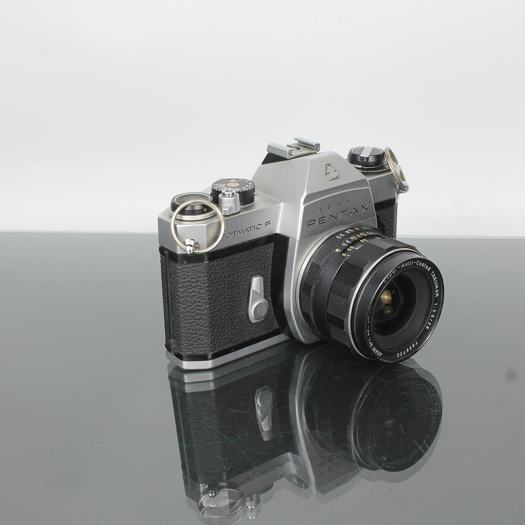 Pentax Spotmatic SP F + Takumar 1:3.5/28mm