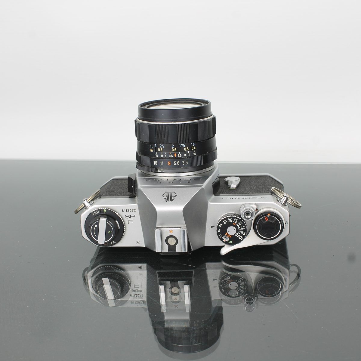 Pentax Spotmatic SP F + Takumar 1:3.5/28mm