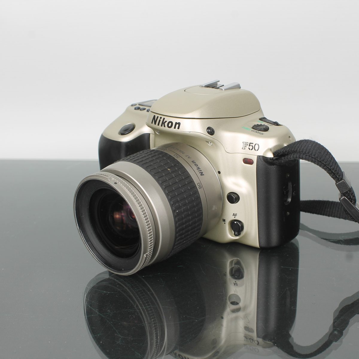 Nikon F50 Film SLR Camera with AF Nikkor 28-80mm Zoom Lens – Dutch