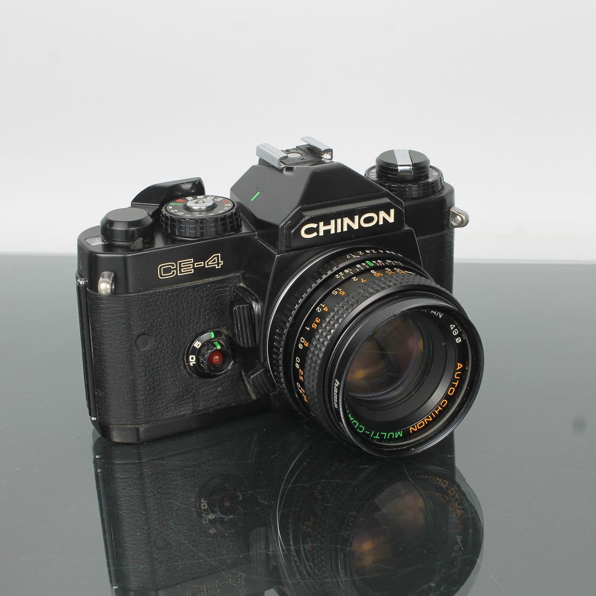 Chinon CE-4 + Auto Chinon 50mm f/1.7 MC