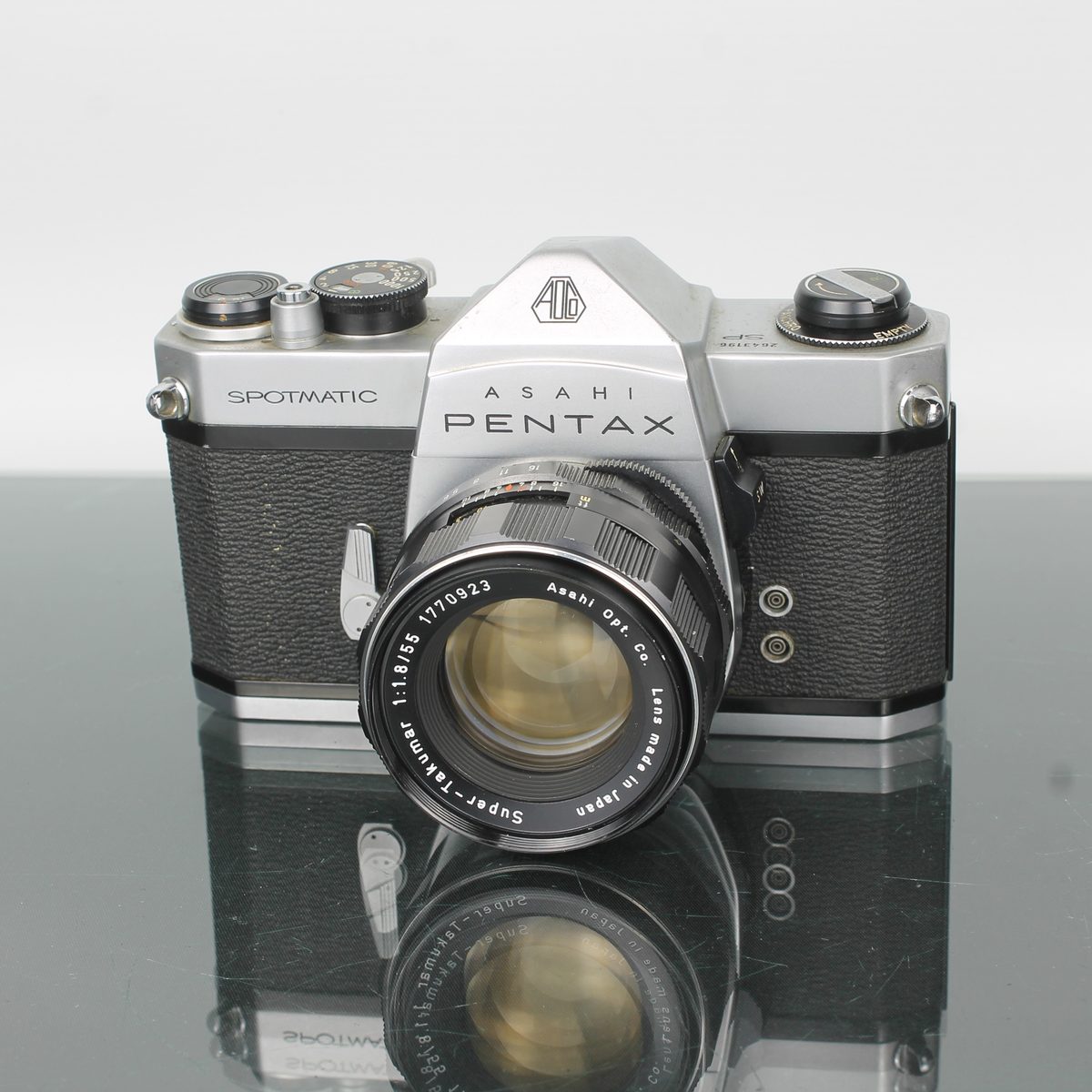 Asahi Pentax Spotmatic SP + Super-Takumar 1:1.8/55