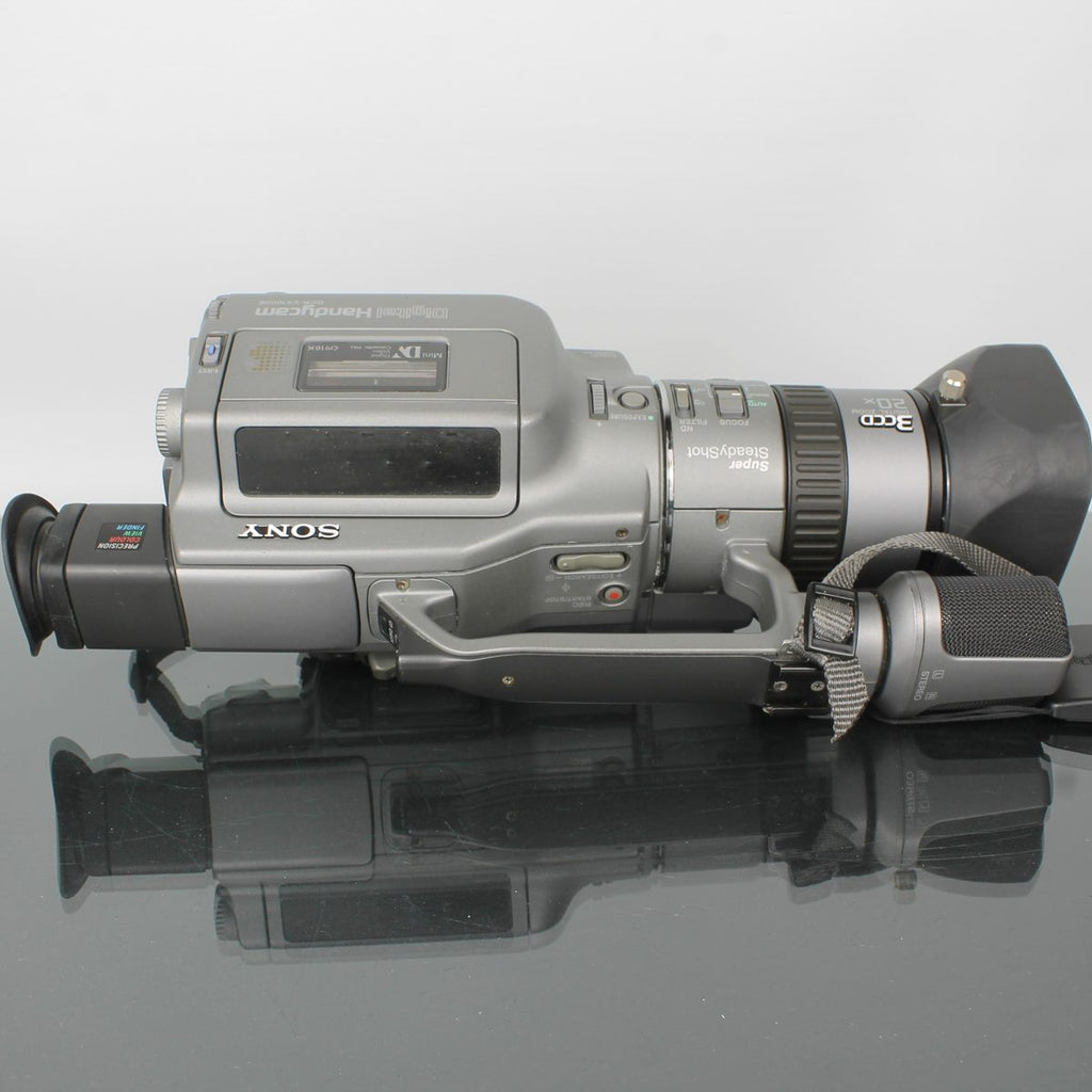 Sony 3CCD Digital Zoom DCR-VX1000E