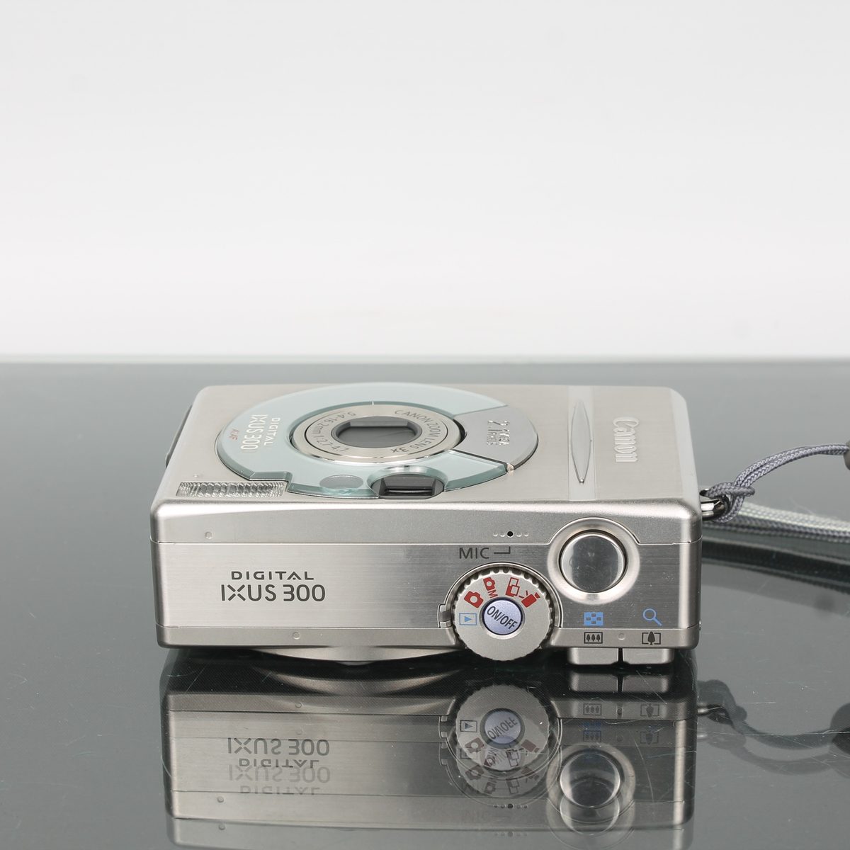 Canon Digital IXUS 300