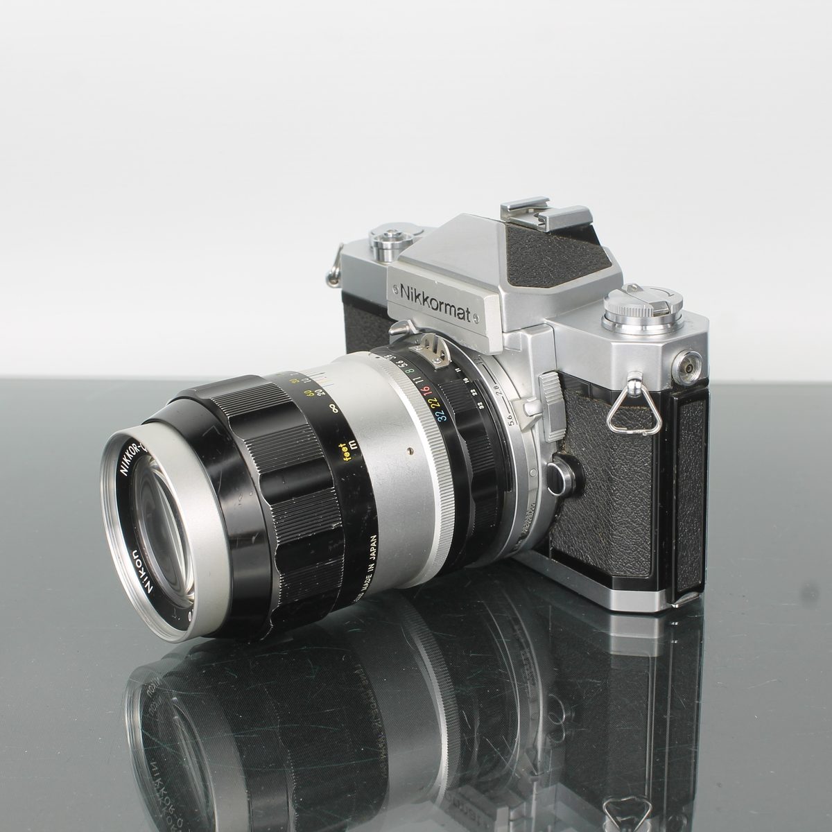 Nikon Nikkormat + Nikkor-Q Auto 135mm f/3.5