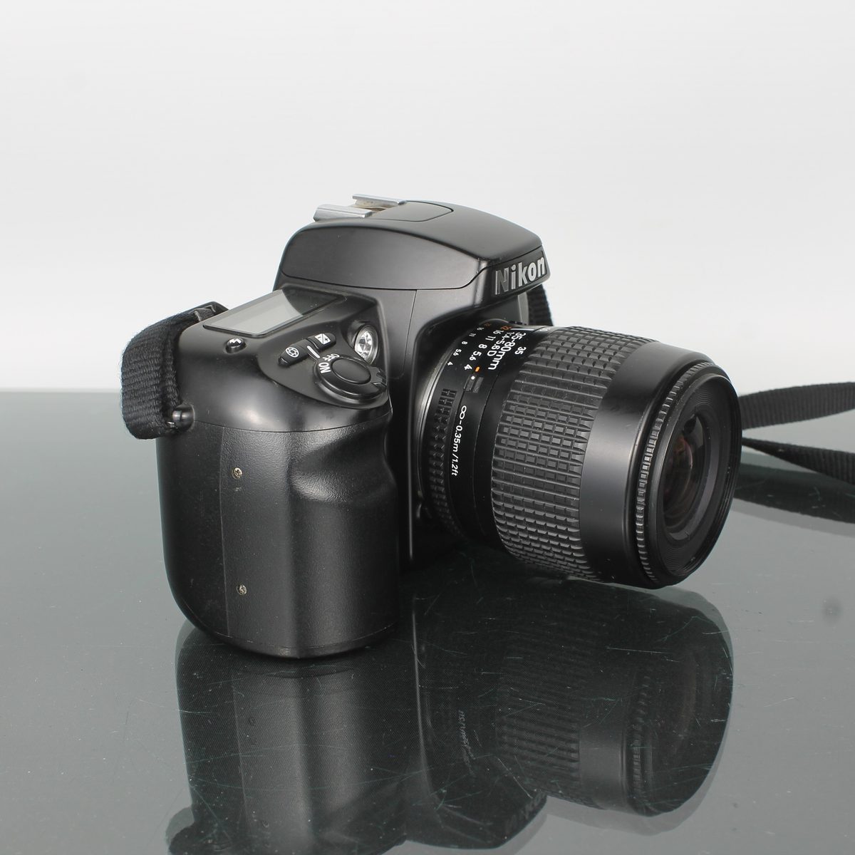 Nikon F60 + AF Nikkor 35-80mm 1:4-5.6