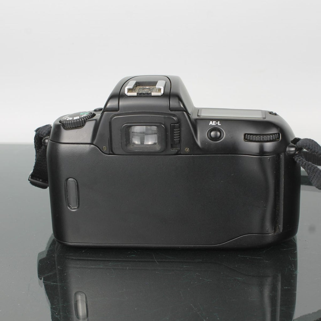 Nikon F60 + AF Nikkor 35-80mm 1:4-5.6