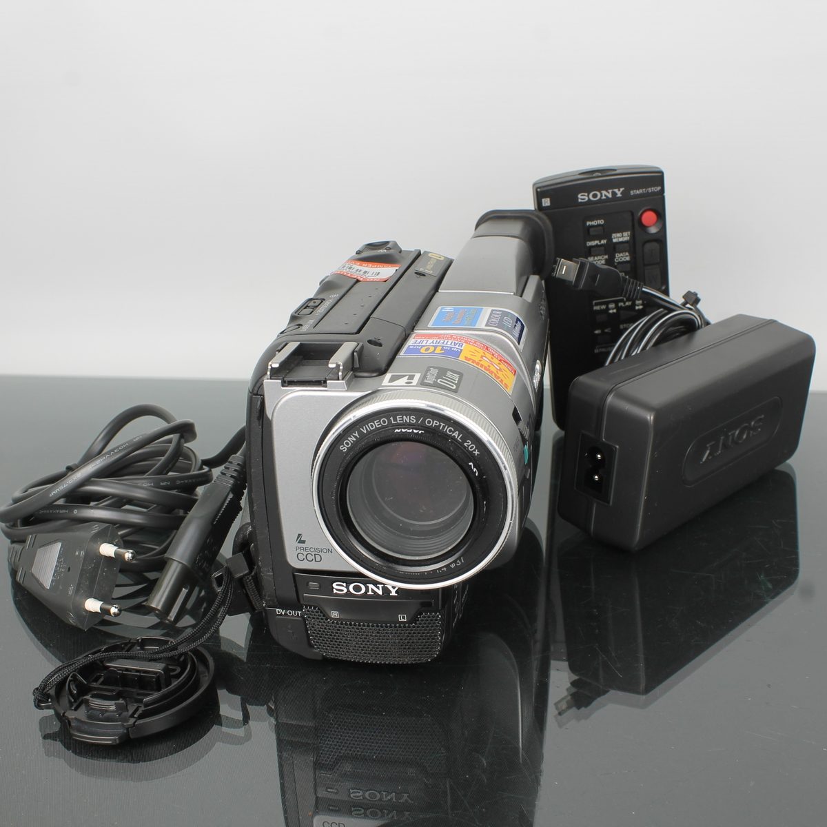 Sony DCR-TRV110 Digital8 Super SteadyShot
