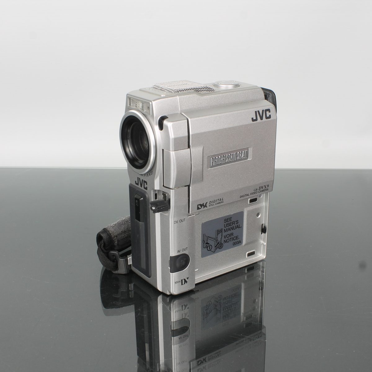 JVC GR-DVX9 MiniDV Camcorder - Digital Video Camera – Dutch|Thrift