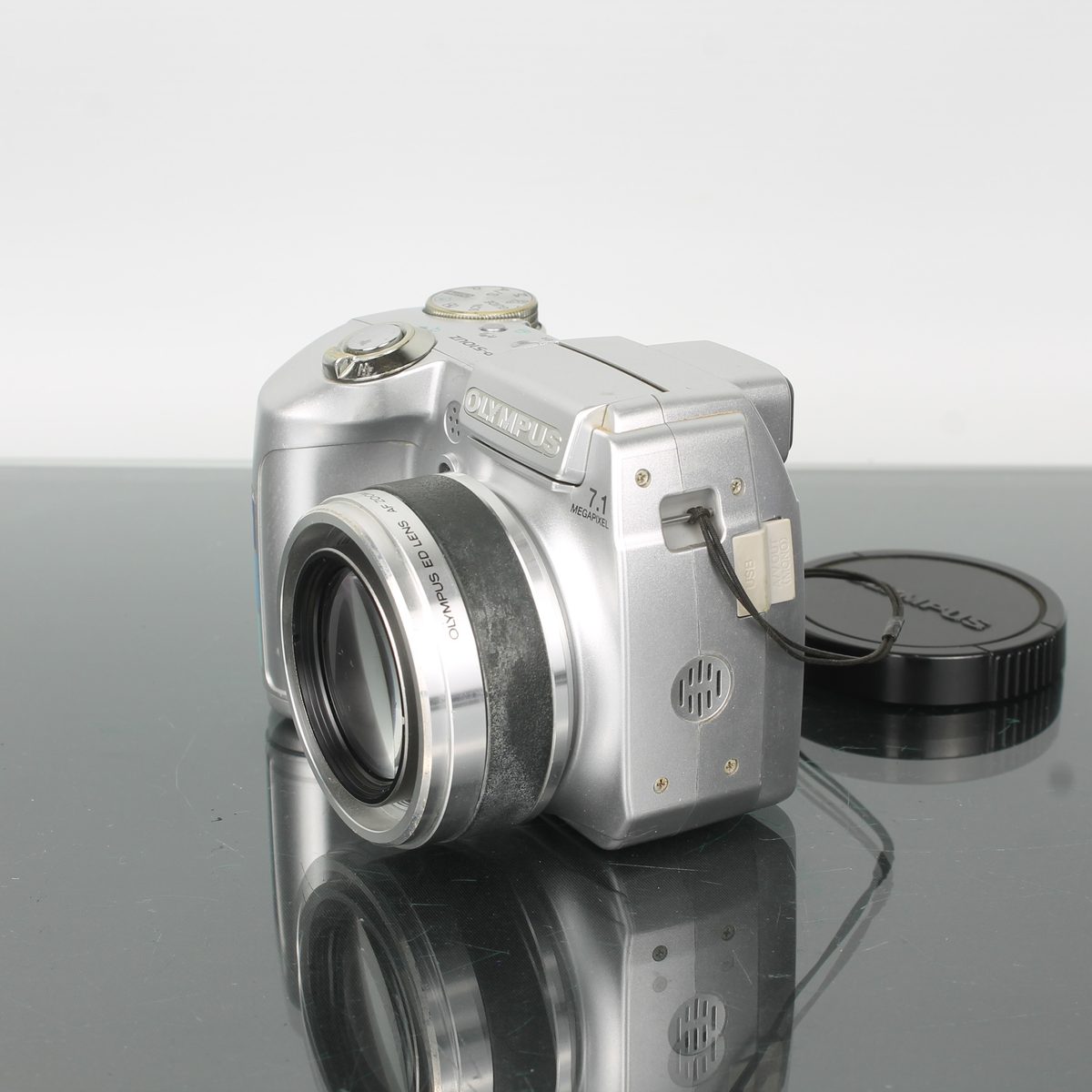 Olympus SP-510 UZ Digital Bridge Camera - 7.1MP 10x Zoom – Dutch