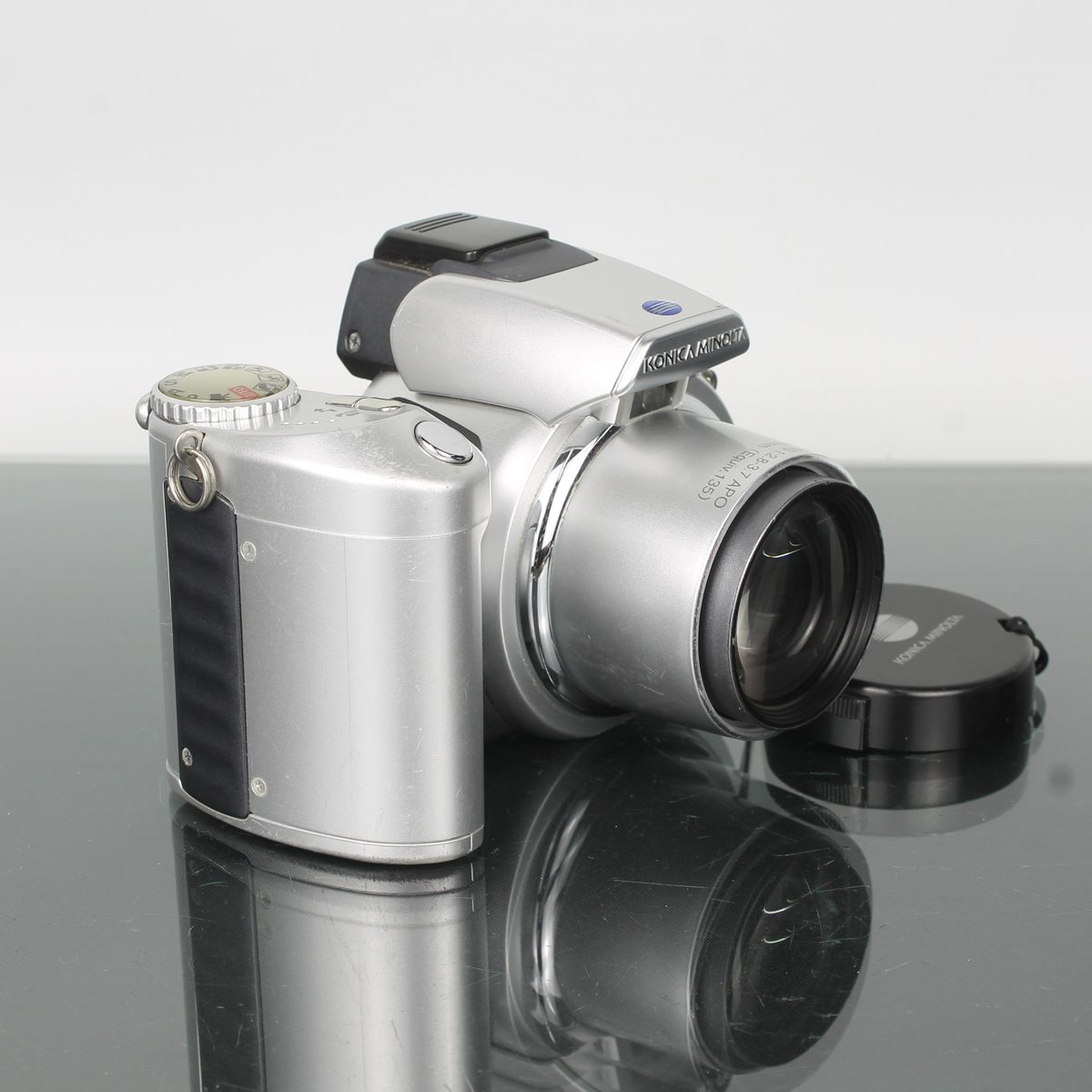 Konica Minolta DiMAGE Z2
