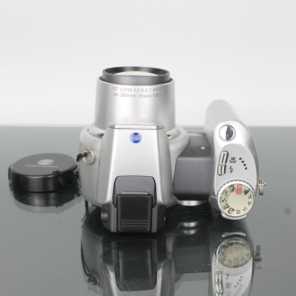 Konica Minolta DiMAGE Z2