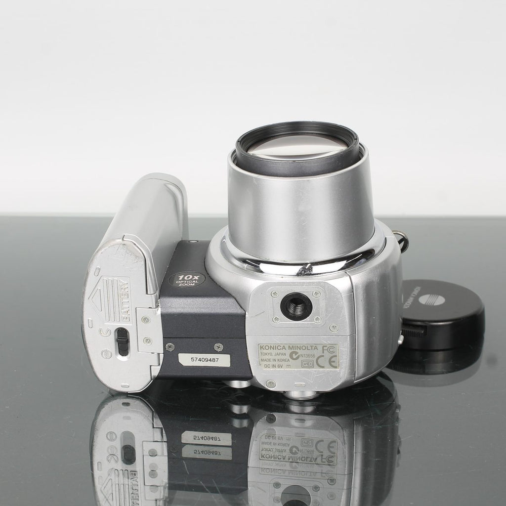 Konica Minolta DiMAGE Z2