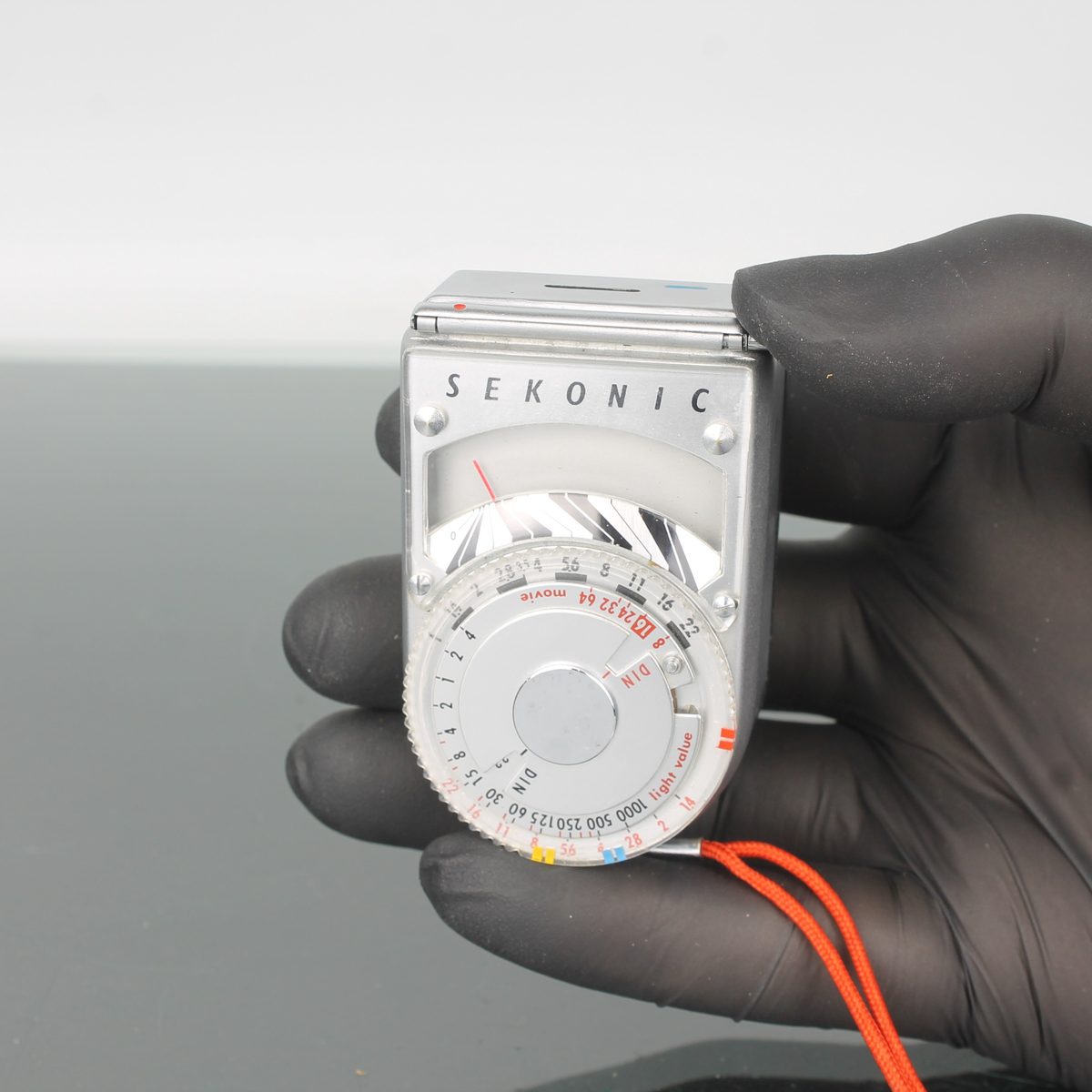 Sekonic L-8