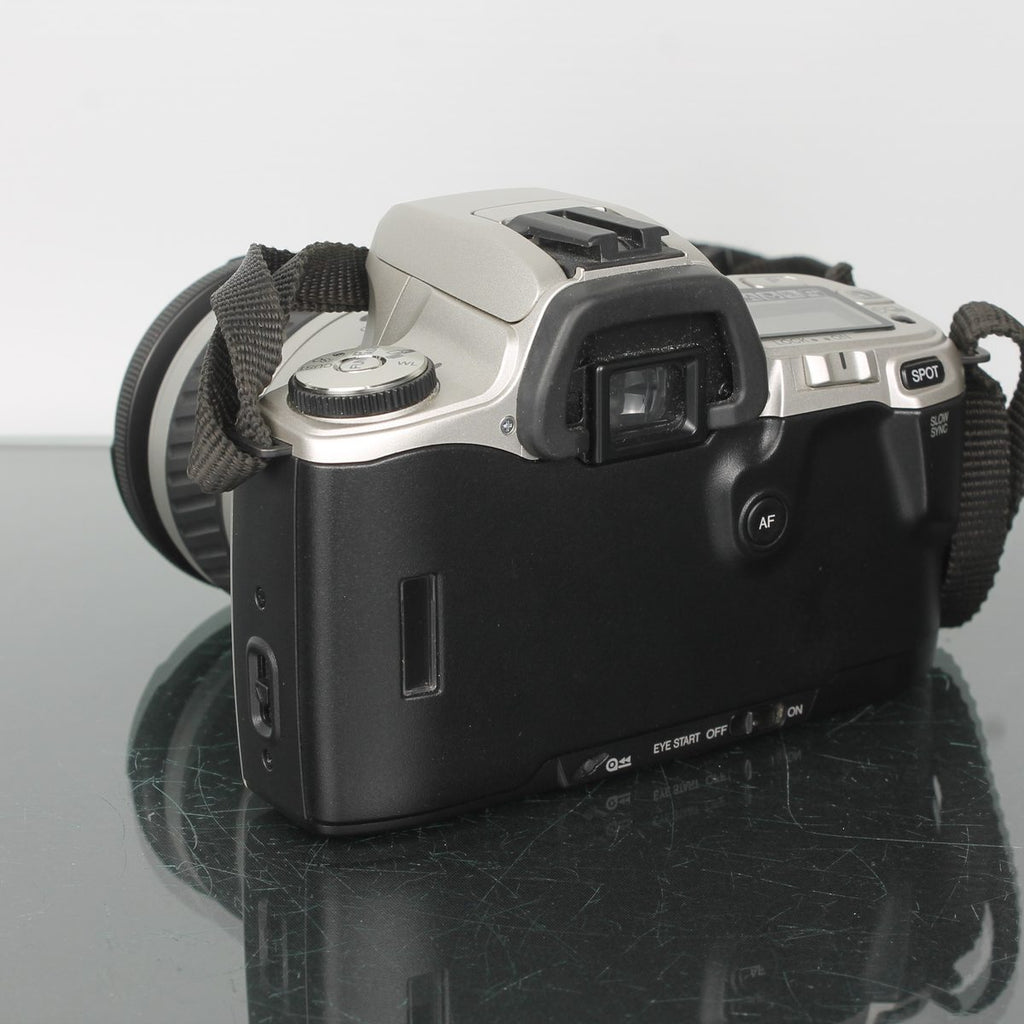 Minolta Dynax 505si Super Twin Zoom Kit