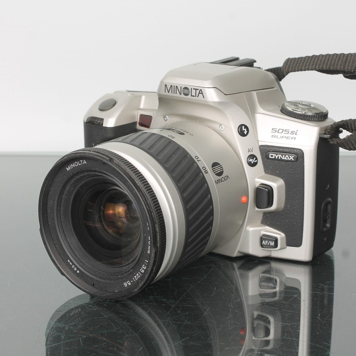 Minolta Dynax 505si Super Twin Zoom Kit