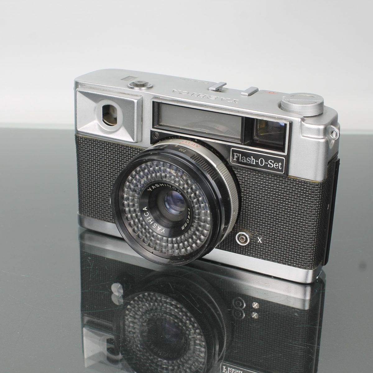 Yashica Flash-O-Set