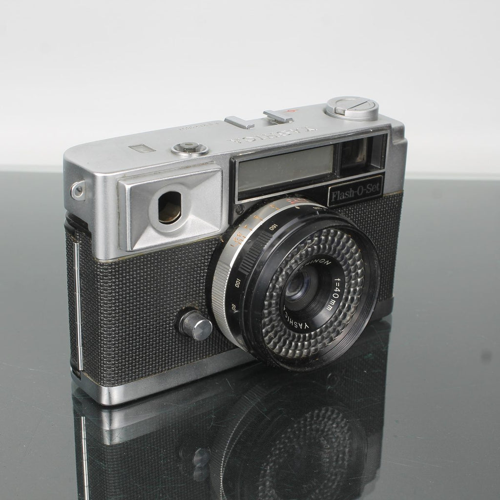 Yashica Flash-O-Set