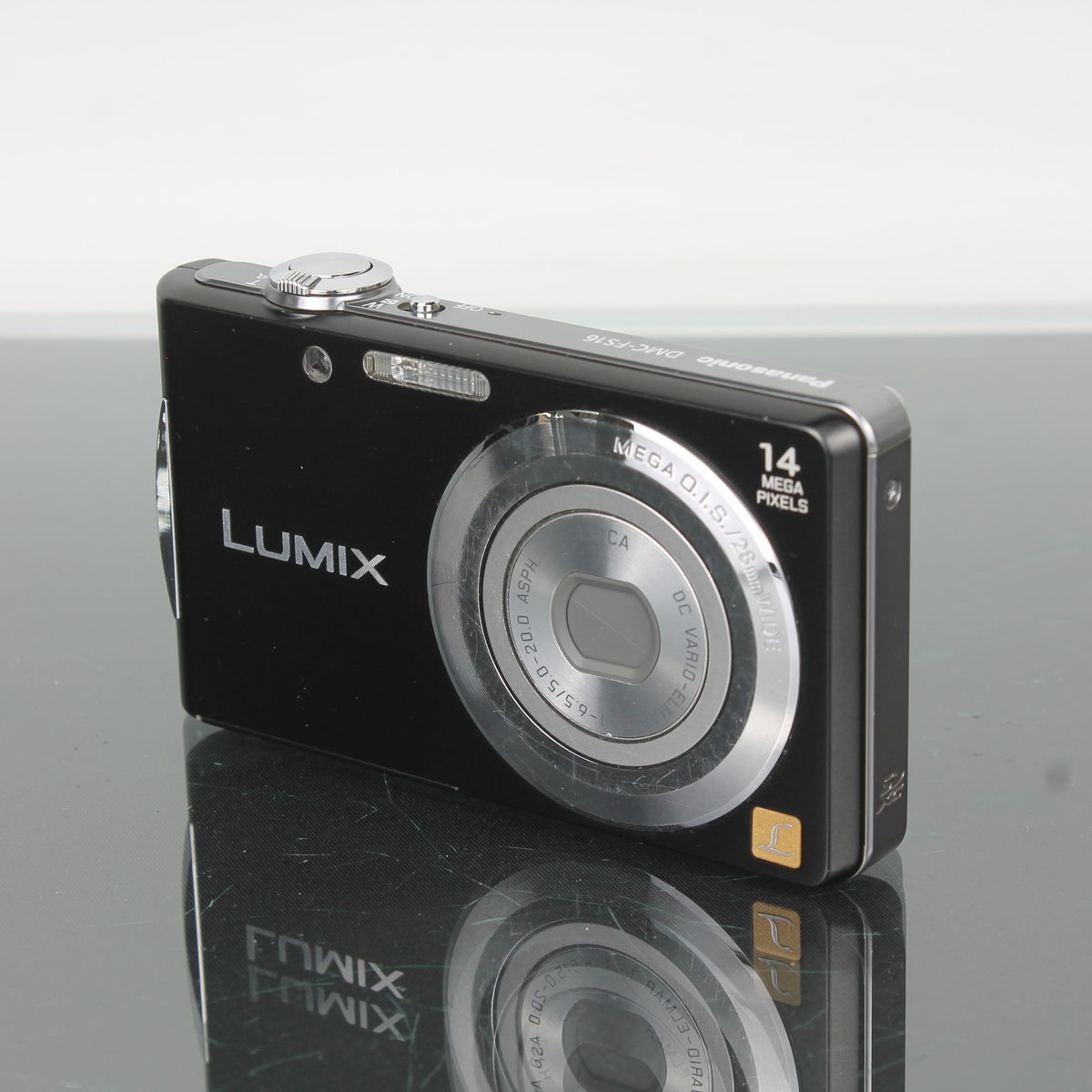 Panasonic Lumix DMC-FS16