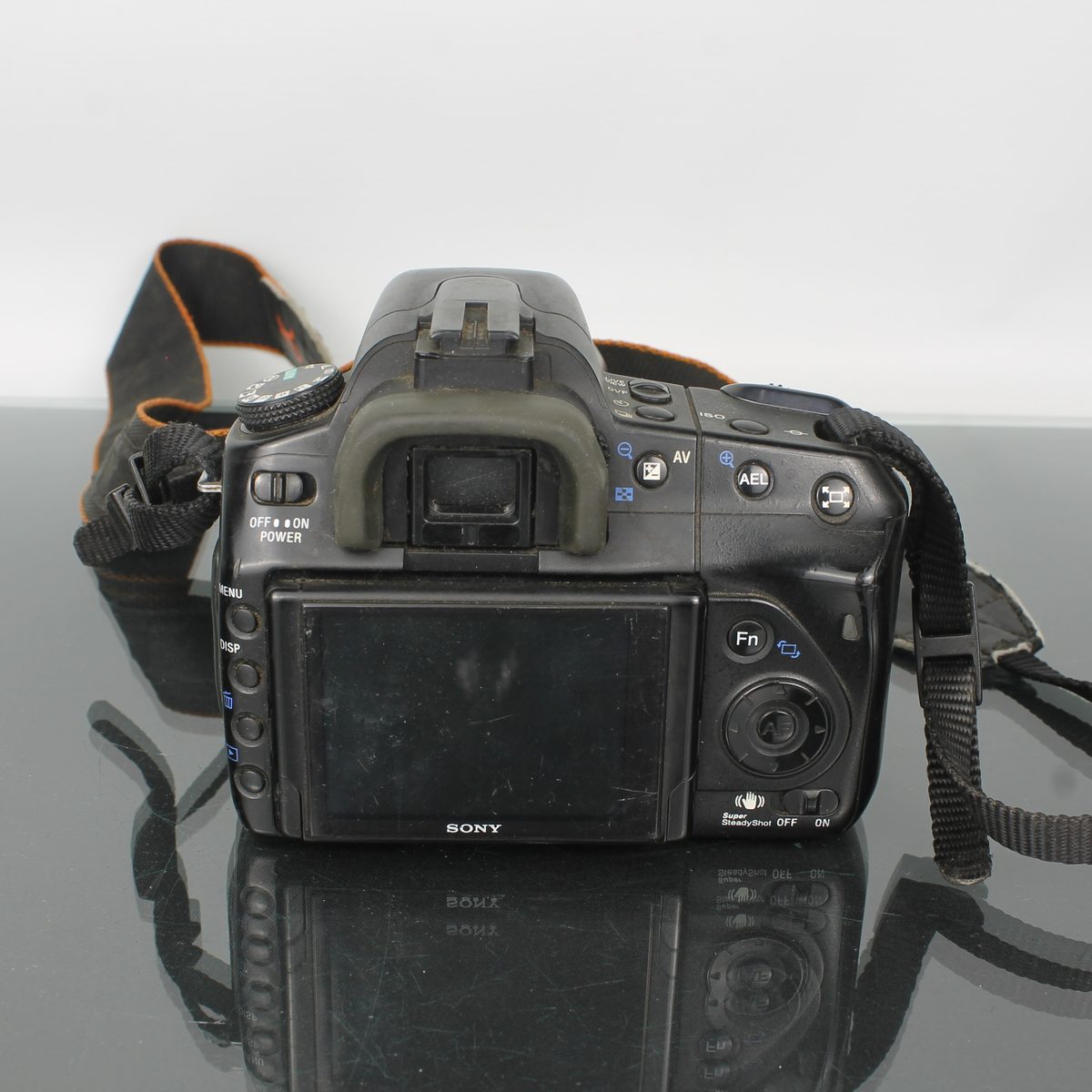 Sony Alpha 350 + Minolta AF 35-70mm f/3.5-4.5