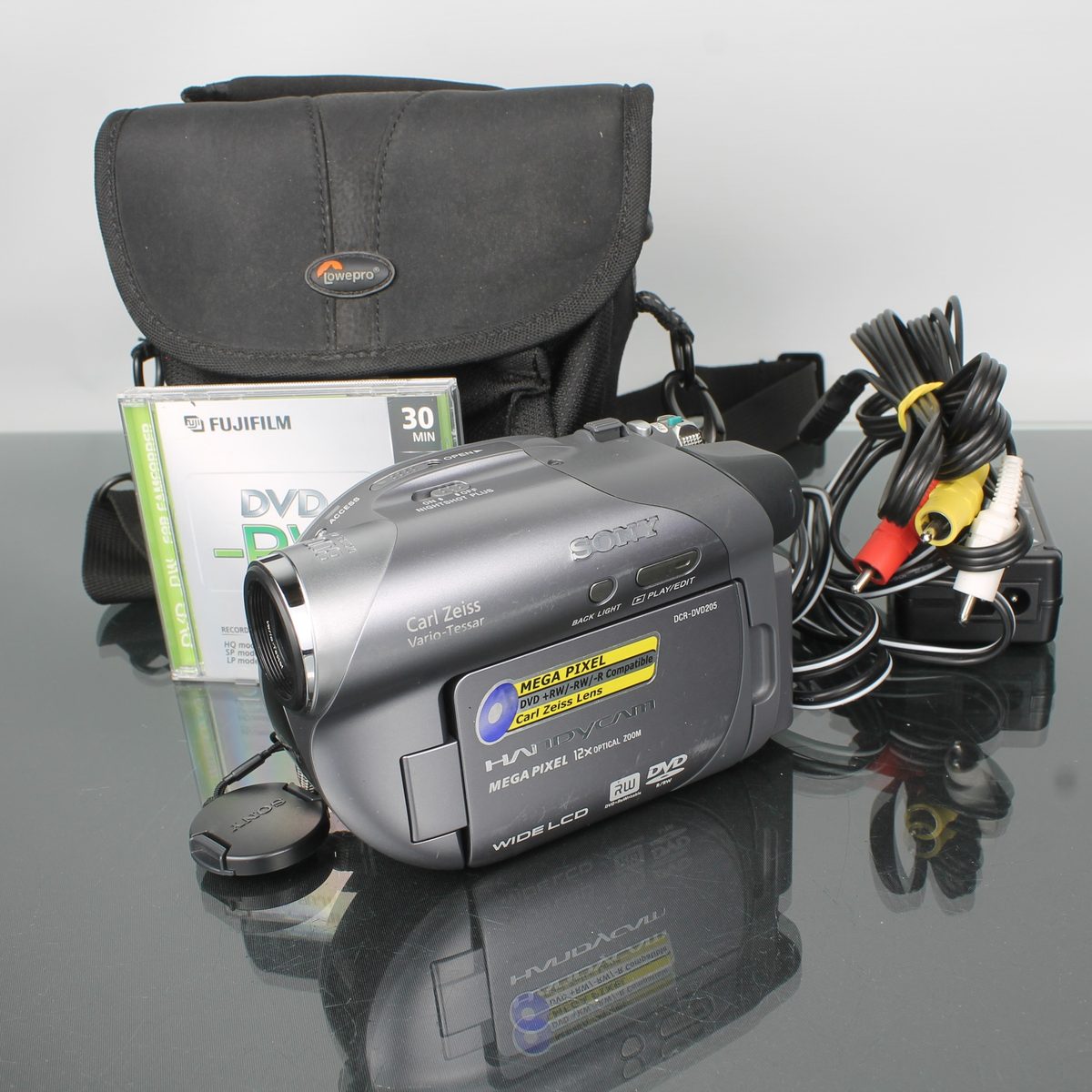 Sony Handycam DCR-DVD205