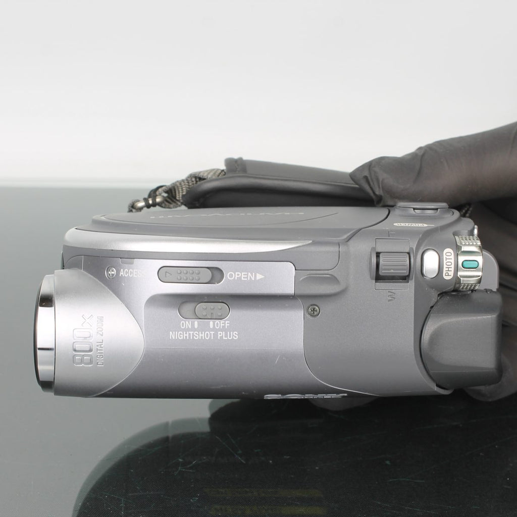 Sony Handycam DCR-DVD205