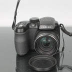 Fujifilm FinePix S1000
