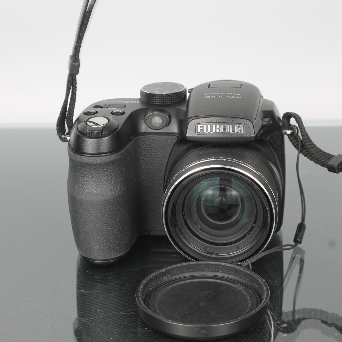 Fujifilm FinePix S1000
