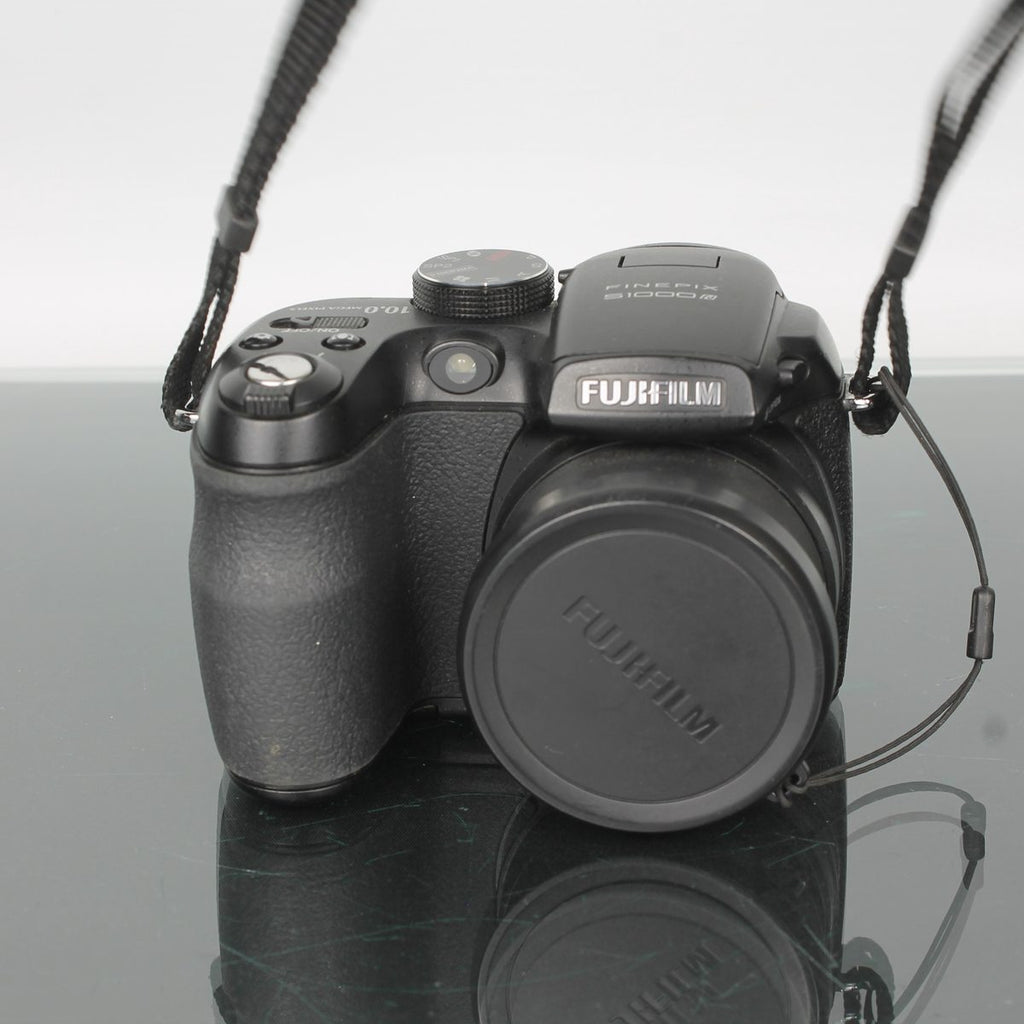 Fujifilm FinePix S1000