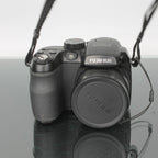 Fujifilm FinePix S1000