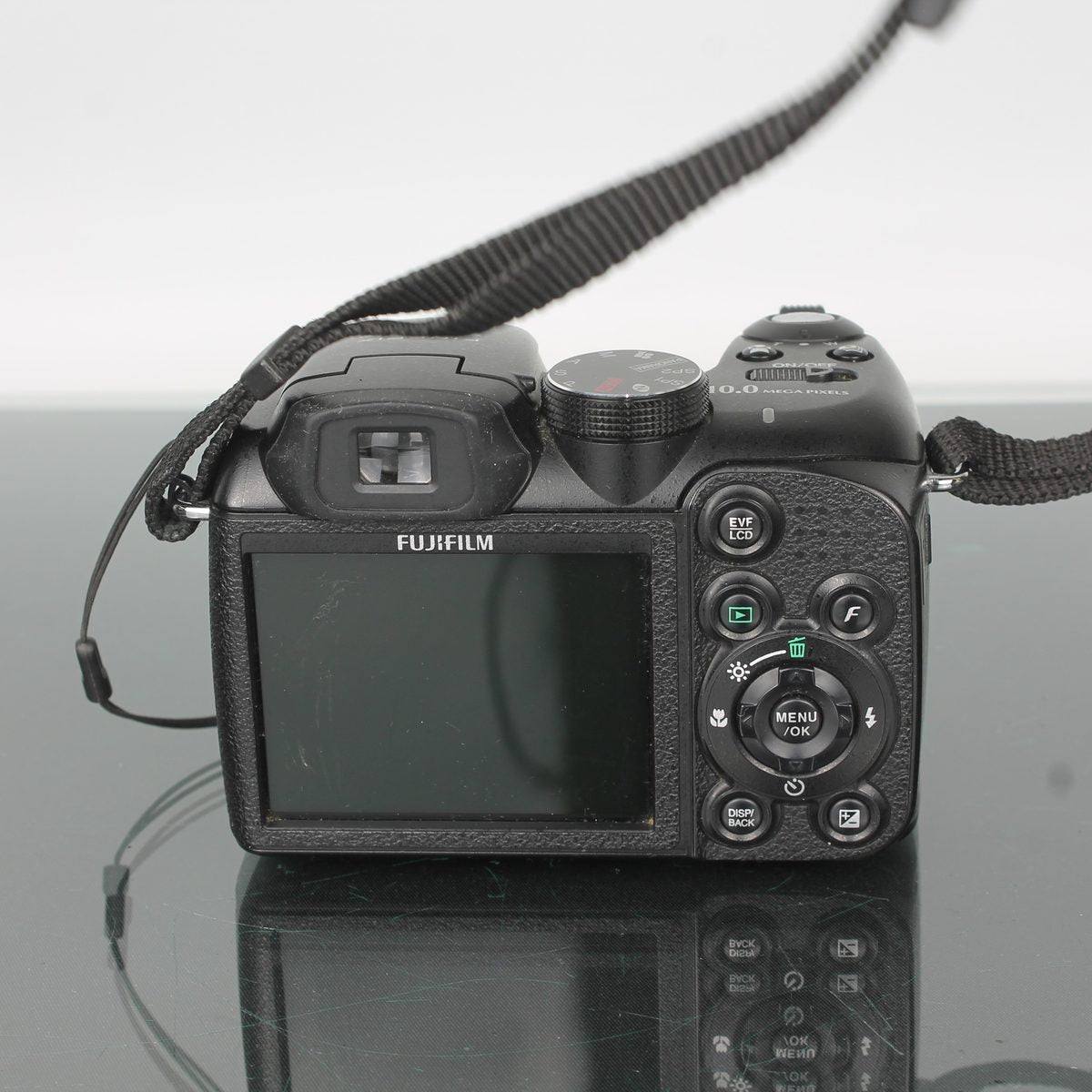 Fujifilm FinePix S1000
