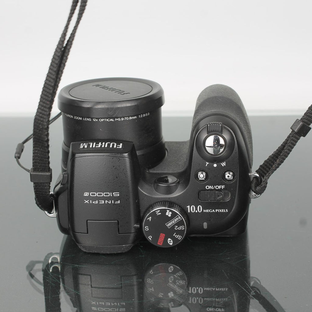 Fujifilm FinePix S1000