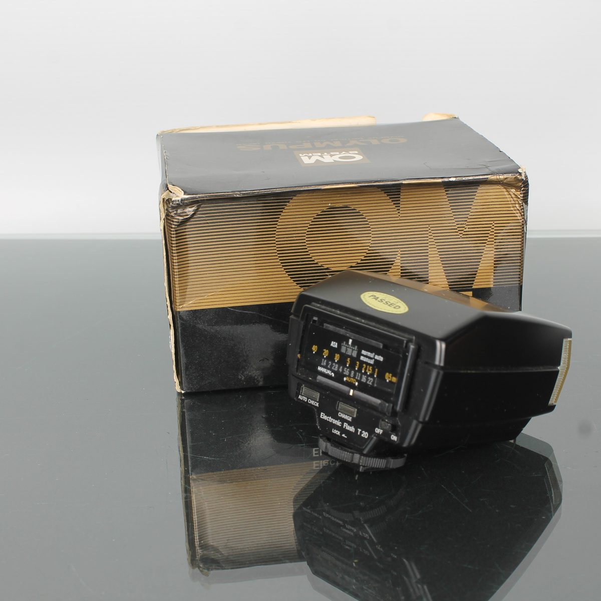 Olympus Electronic Flash T 20