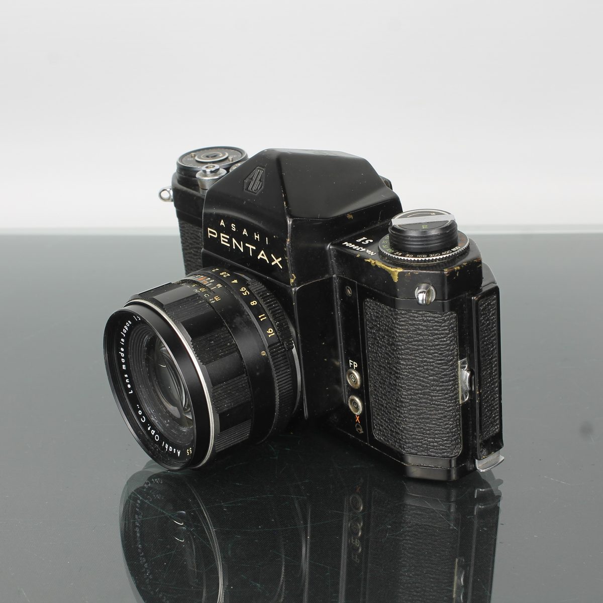 Asahi Pentax S1 + Super-Takumar 55mm f/2
