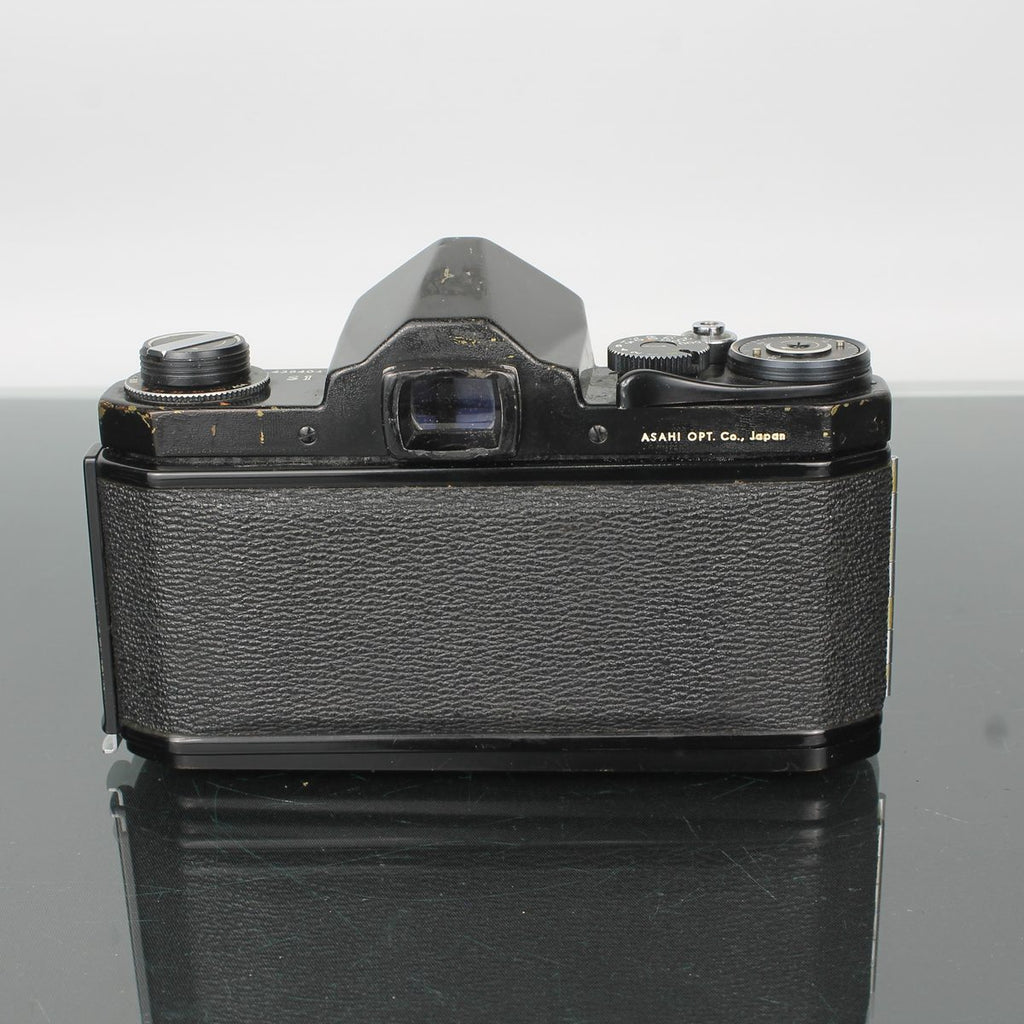 Asahi Pentax S1 + Super-Takumar 55mm f/2