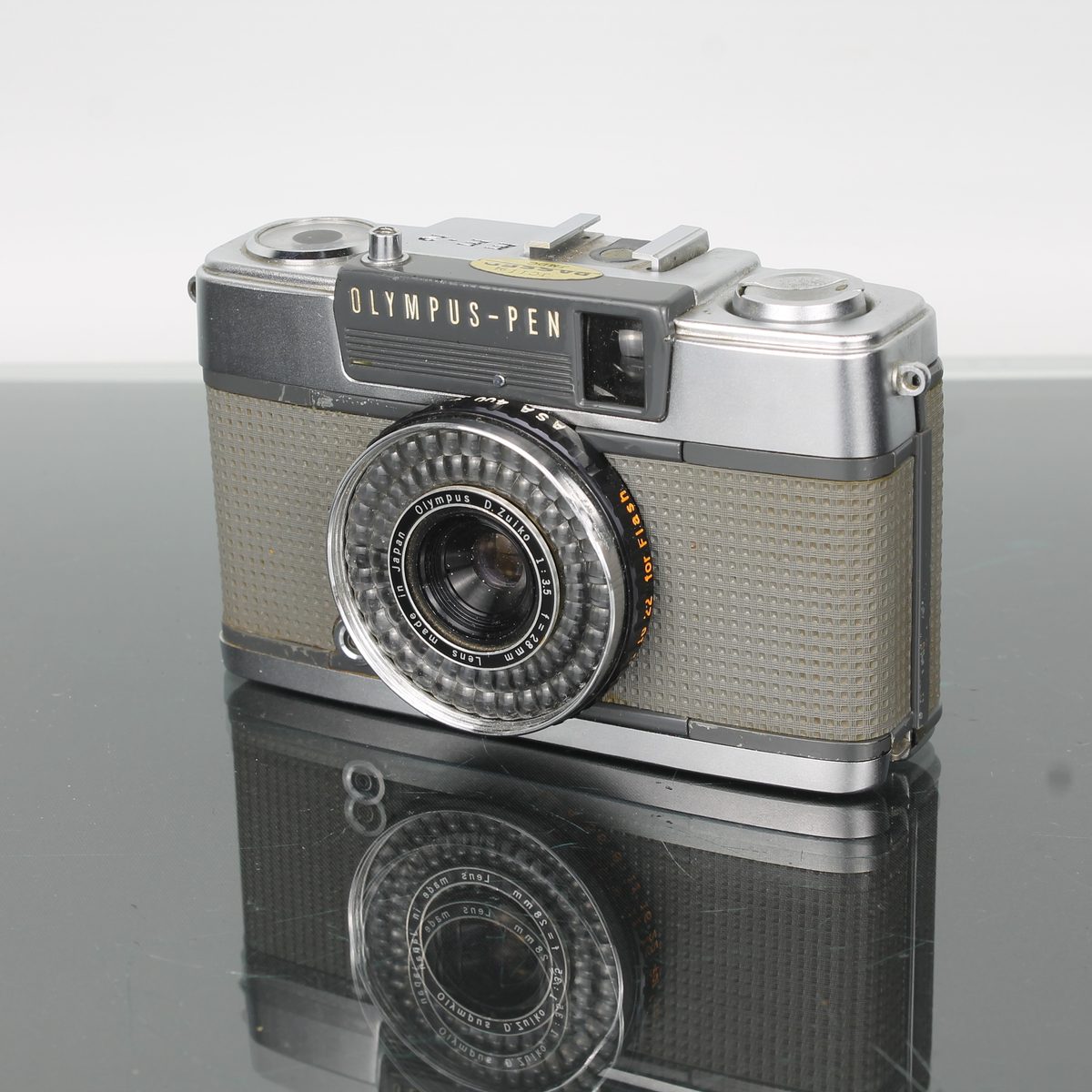 Olympus Pen EE-2