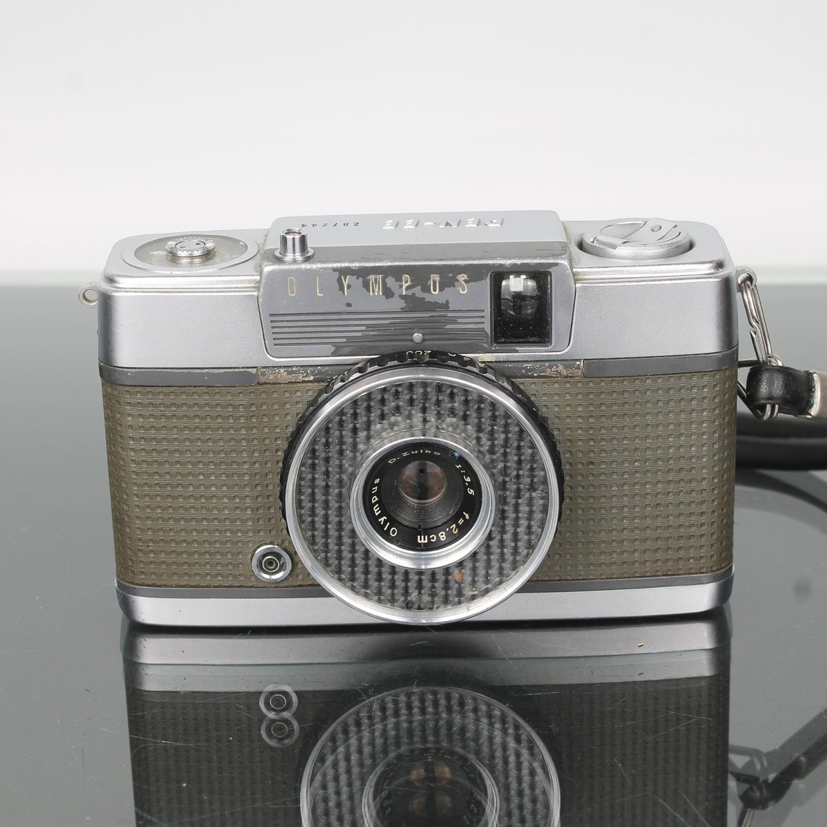 Olympus Pen-EE