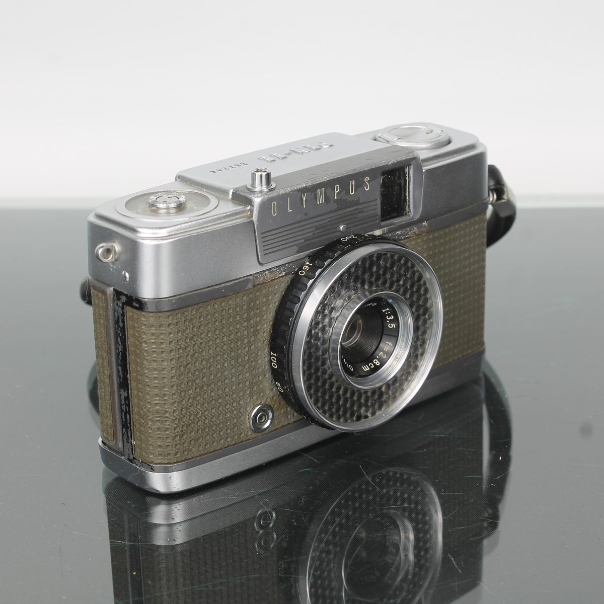 Olympus Pen-EE
