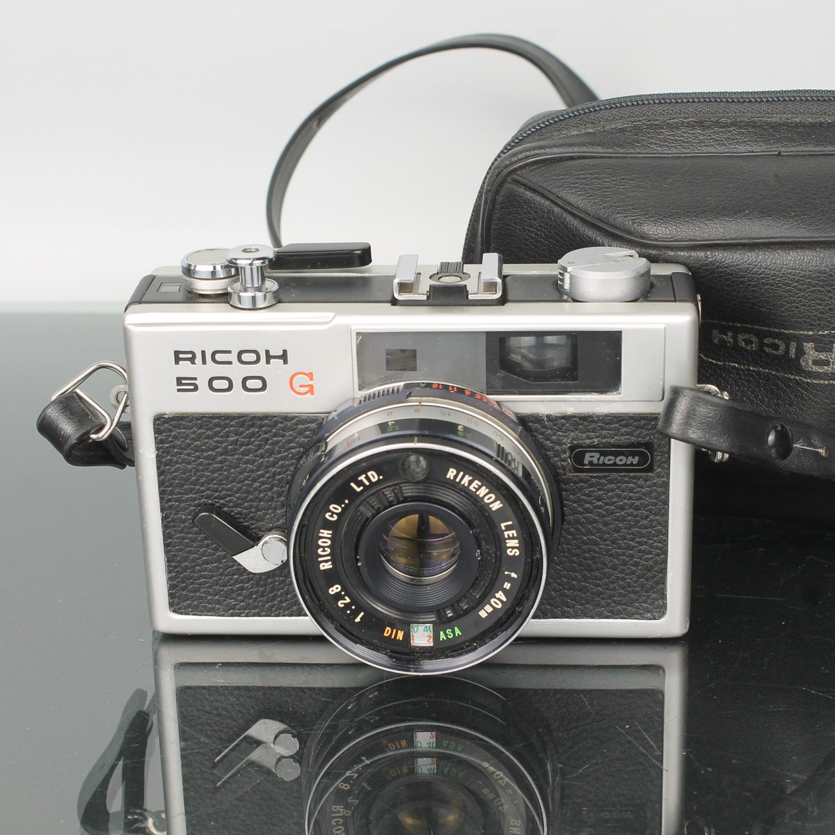 Ricoh 500 G 40mm f/2.8