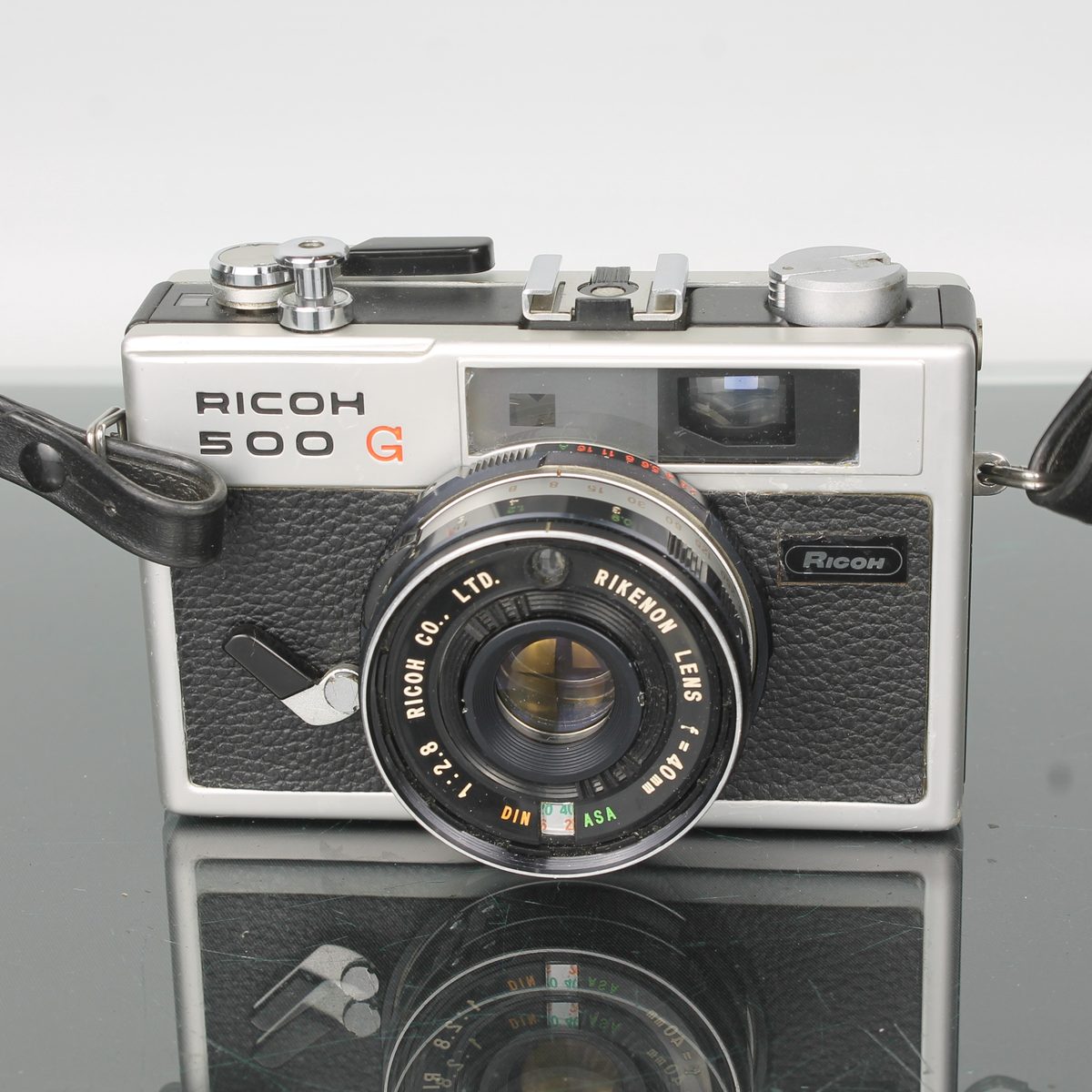 Ricoh 500 G 40mm f/2.8