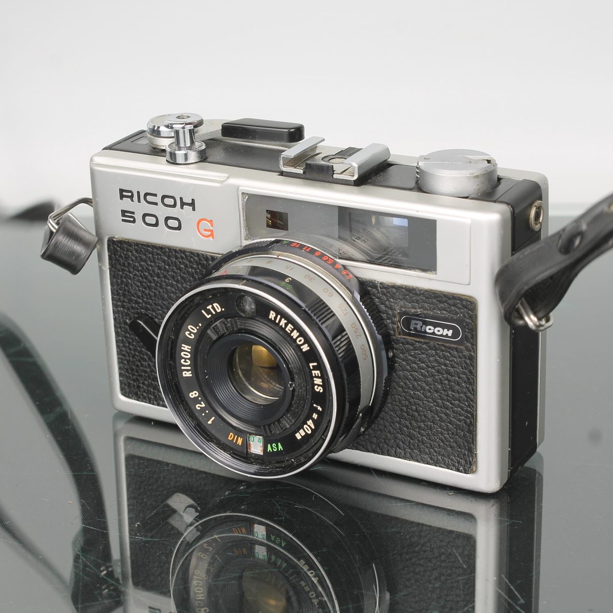 Ricoh 500 G 40mm f/2.8