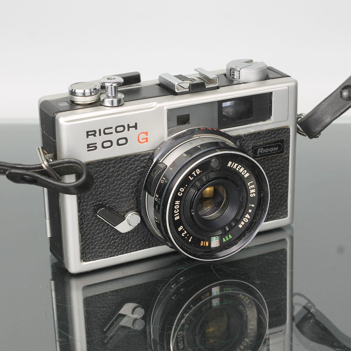 Ricoh 500 G 40mm f/2.8