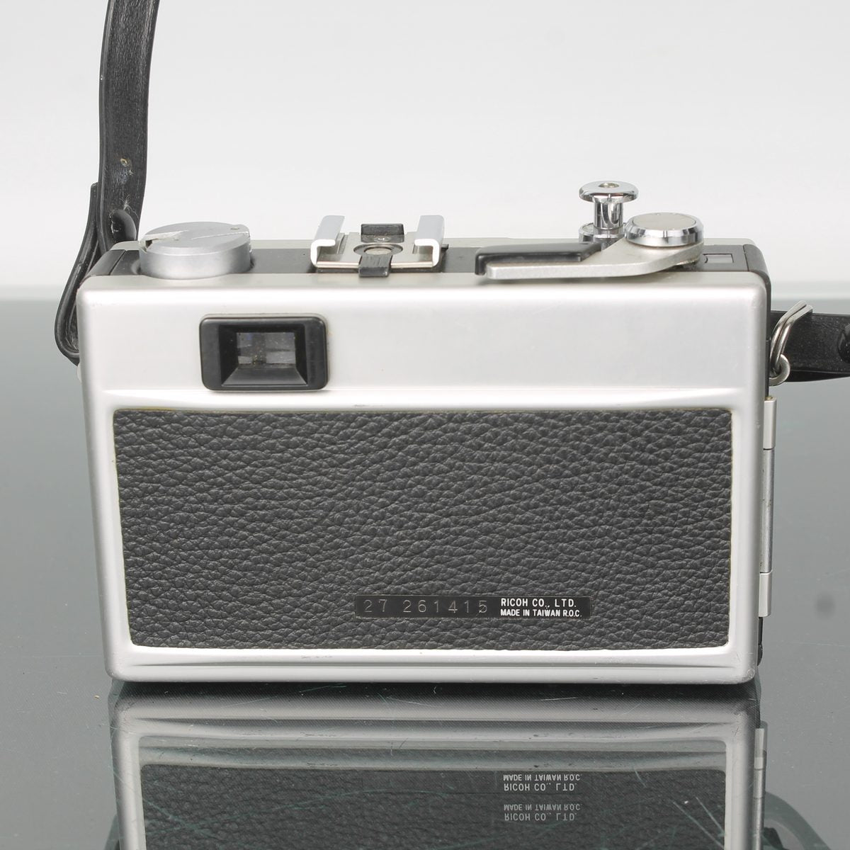 Ricoh 500 G 40mm f/2.8