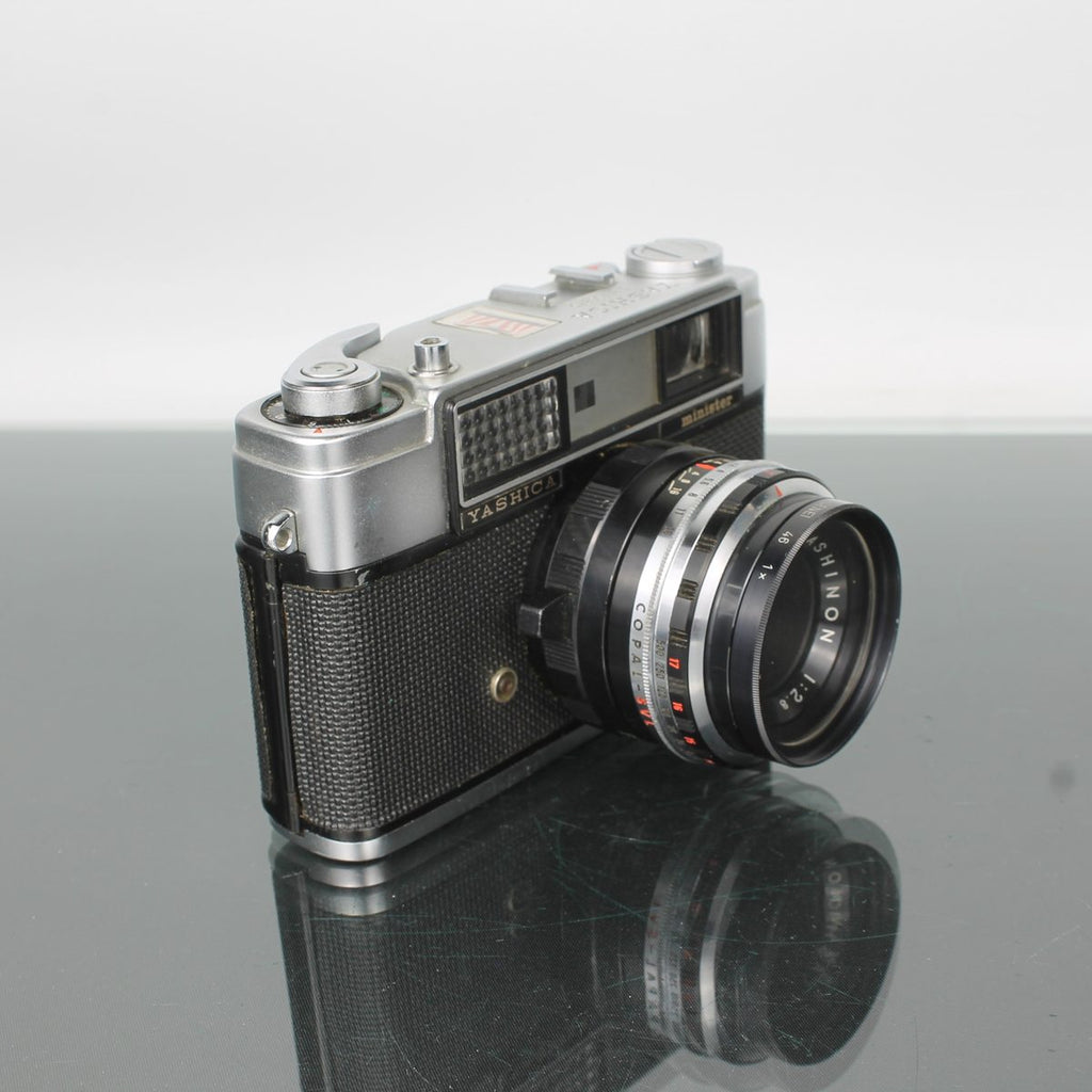 Yashica Minister + Yashinon 1:2.5 f=4.5cm