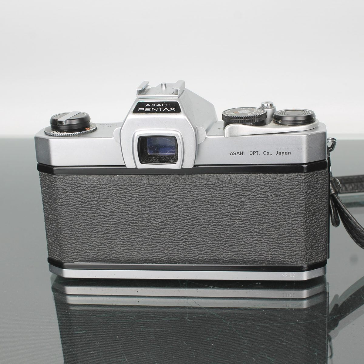 Pentax Spotmatic SP with Super-Takumar 55mm f/1.8 M42 Lens – Dutch