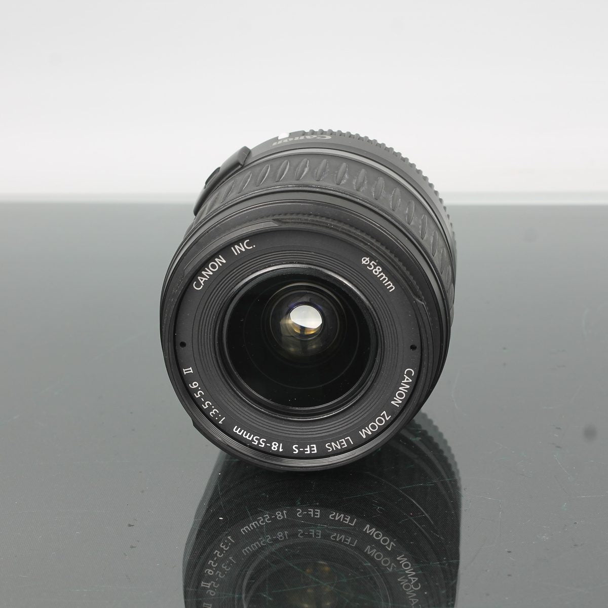 Canon EF-S 18-55mm f/3.5-5.6
