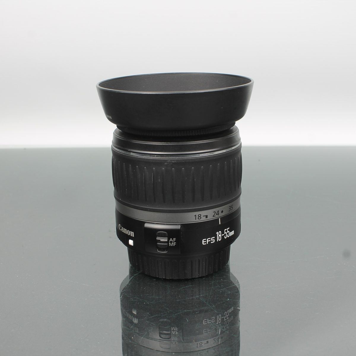 Canon EF-S 18-55mm f/3.5-5.6