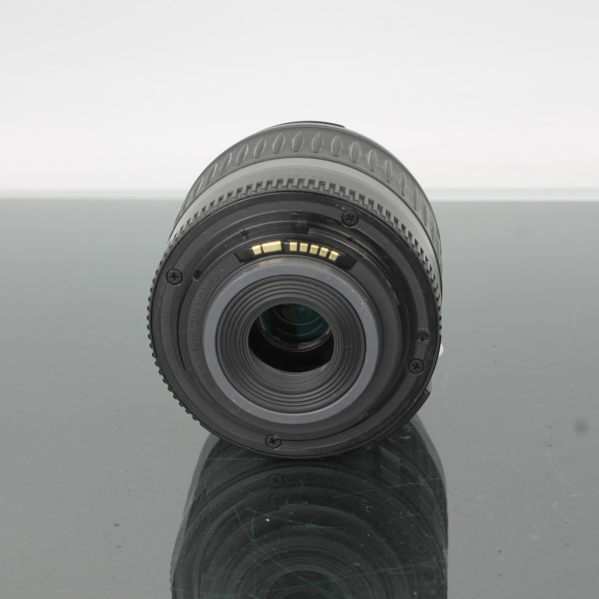 Canon EF-S 18-55mm f/3.5-5.6