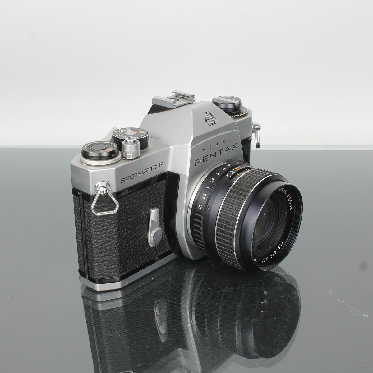 Pentax Spotmatic F SMC Takumar 55mm f/1.8 Film Camera – Dutch|Thrift